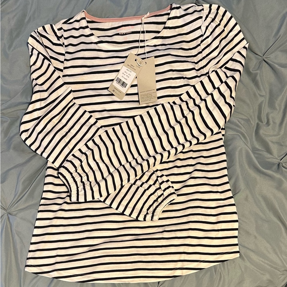 Women’s long sleeve blouse